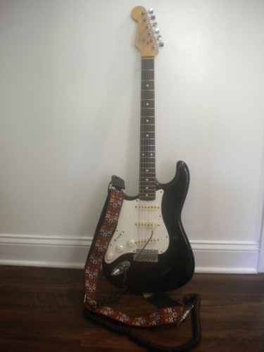 Lefty black - lefty,